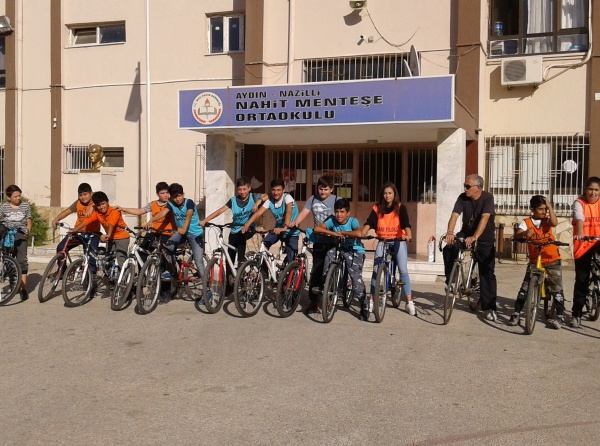 Okulumla Sosyalleşiyorum - Okulumuzun Mahallesinde Bisiklet Turu